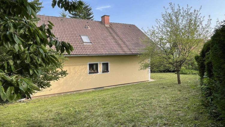 7FAE9D37-0BF1-4BD3-A34E-964E2770913E_1_105_c